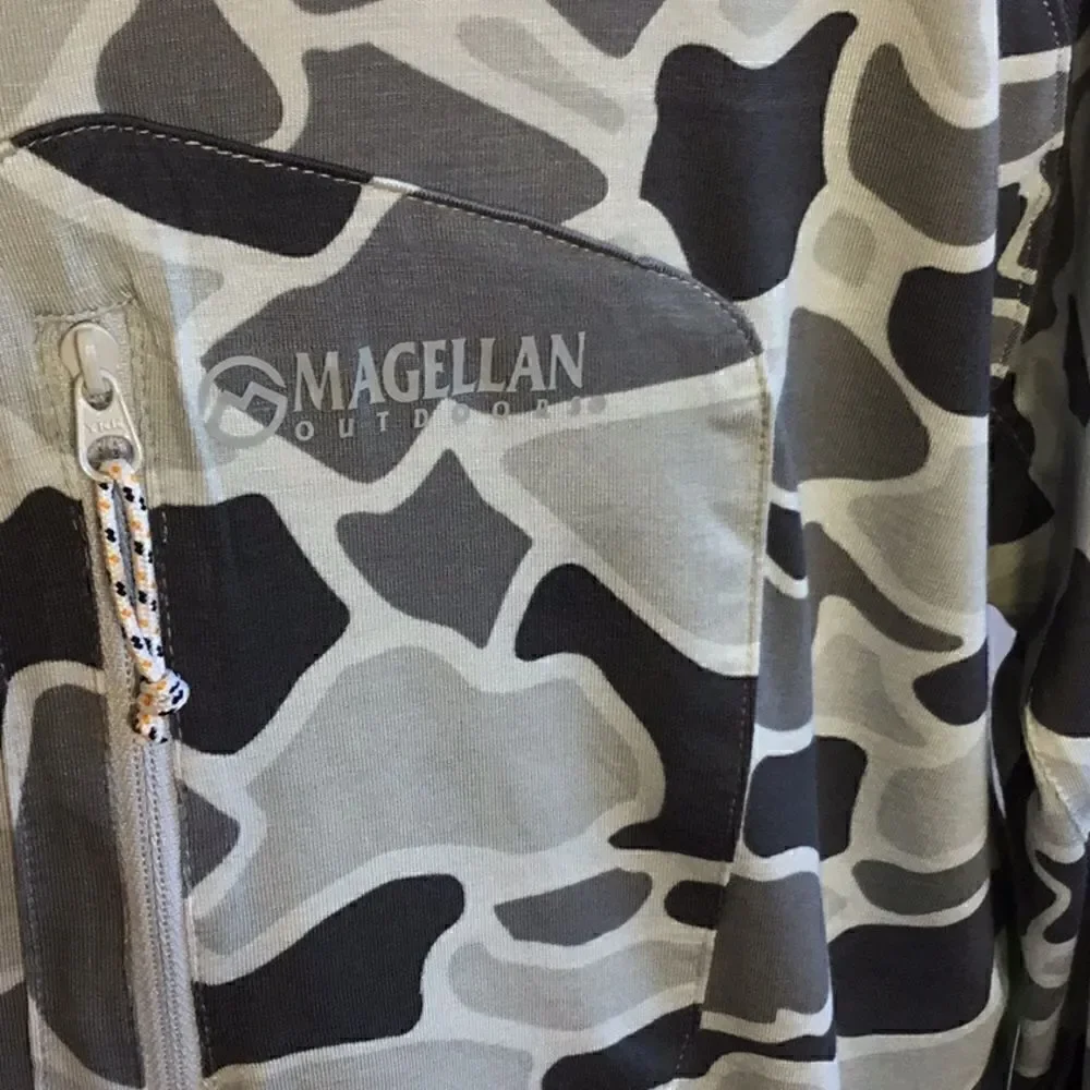 MEGELLAN moisture wicking lightweight pull over in medium